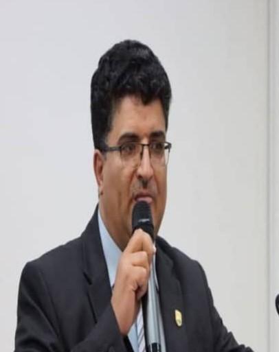 نائب عميد كلية الطب والعلوم الصحية للشؤون الأكاديمية