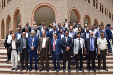 مناقشة التنسيق والقبول في الجامعات اليمنية للعام 2021–2022م