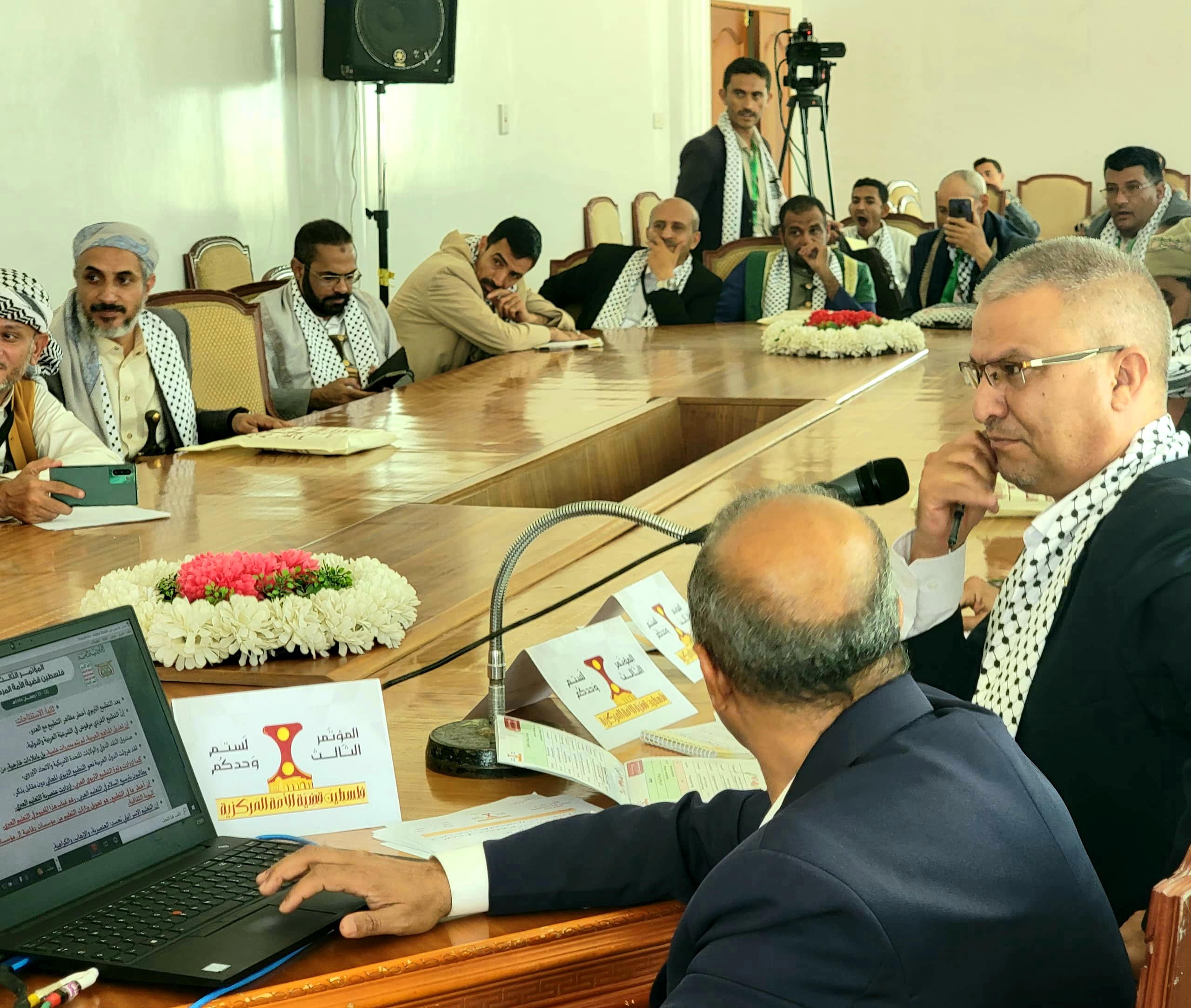 رئيس الجامعة يترأس الجلسة الثانية في المؤتمر الدولي الثالث فلسطين قضية الأمة المركزية