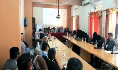 ورشة إقرار توصيف البرامج الأكاديمية لمرحلة البكالوريوس بكلية الآداب بجامعة إب